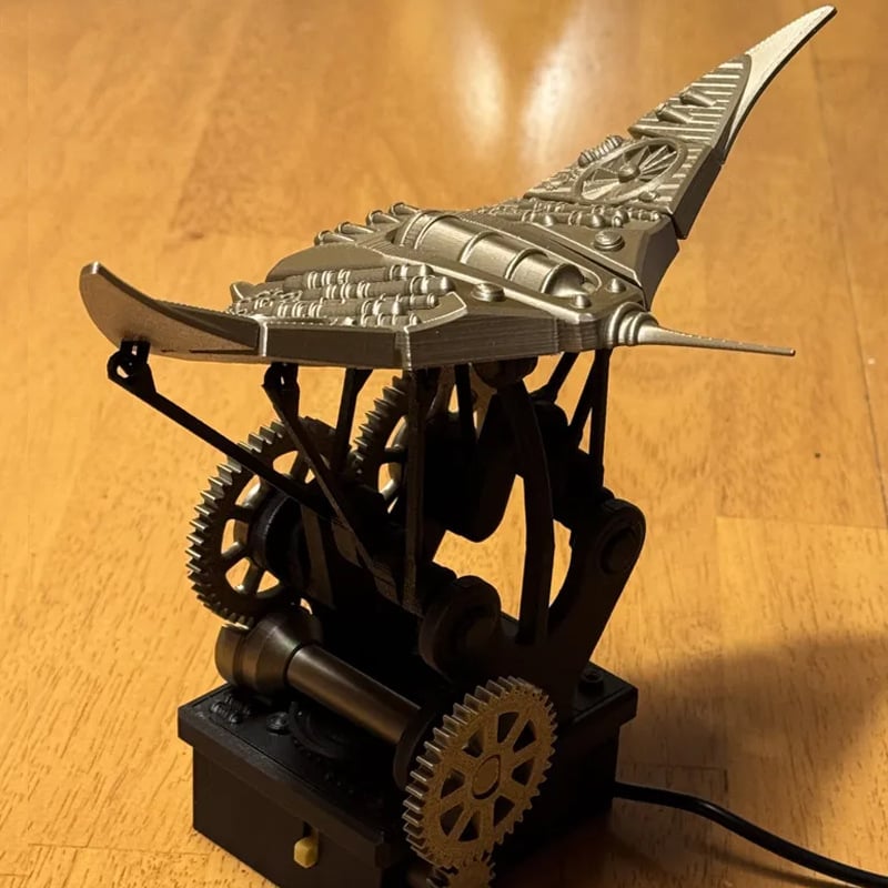 🖤 Mechanical Manta Ray-----A Moving Piece of Art for Your Desk