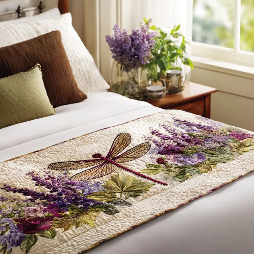 🍽️New Arrival: Quilted Table Runner with Vivid 3D Design