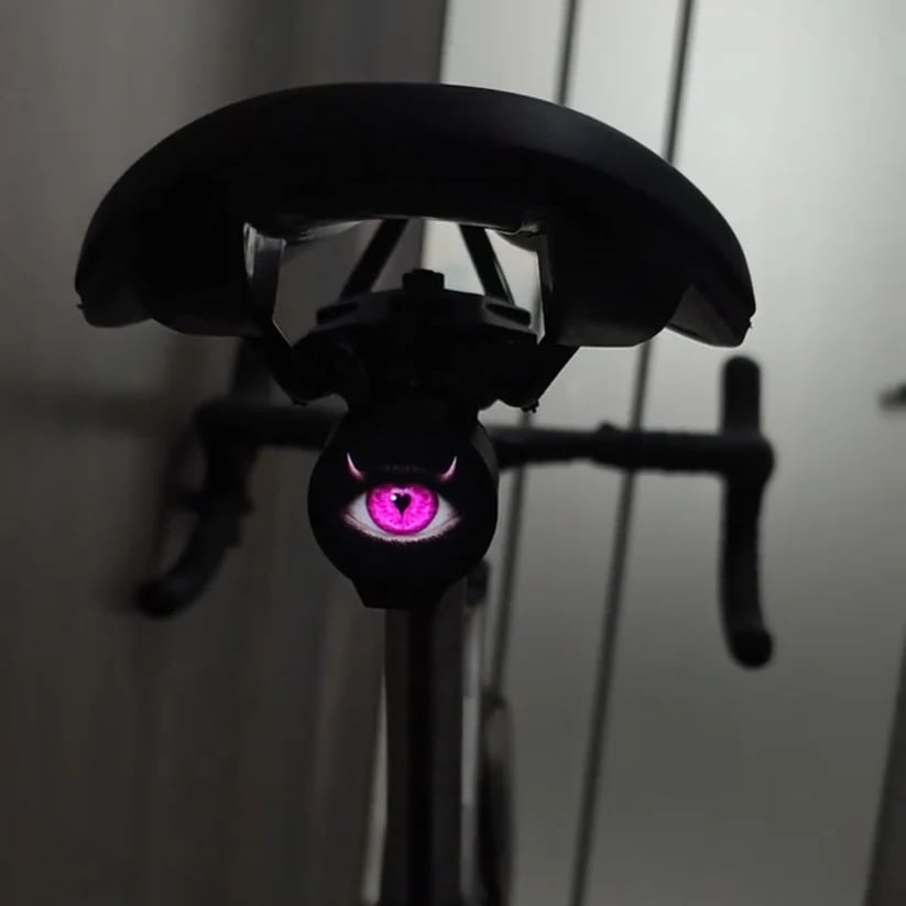 Demon eye safety light