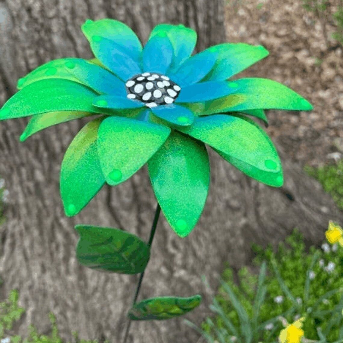 🔥SUMMER HOT SALE🔥Metal Flowers Garden Stakes