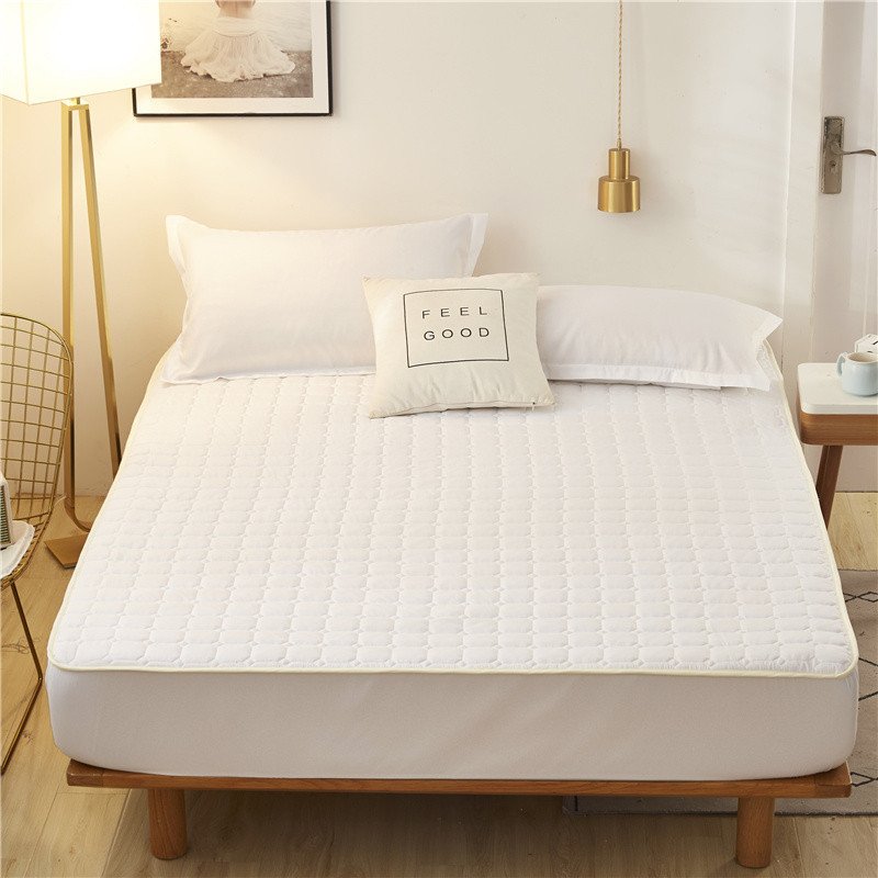 🎁Hot Sale!! 50% OFF-Sale🔥2023 Latest Breathable Silky Mattress Cover