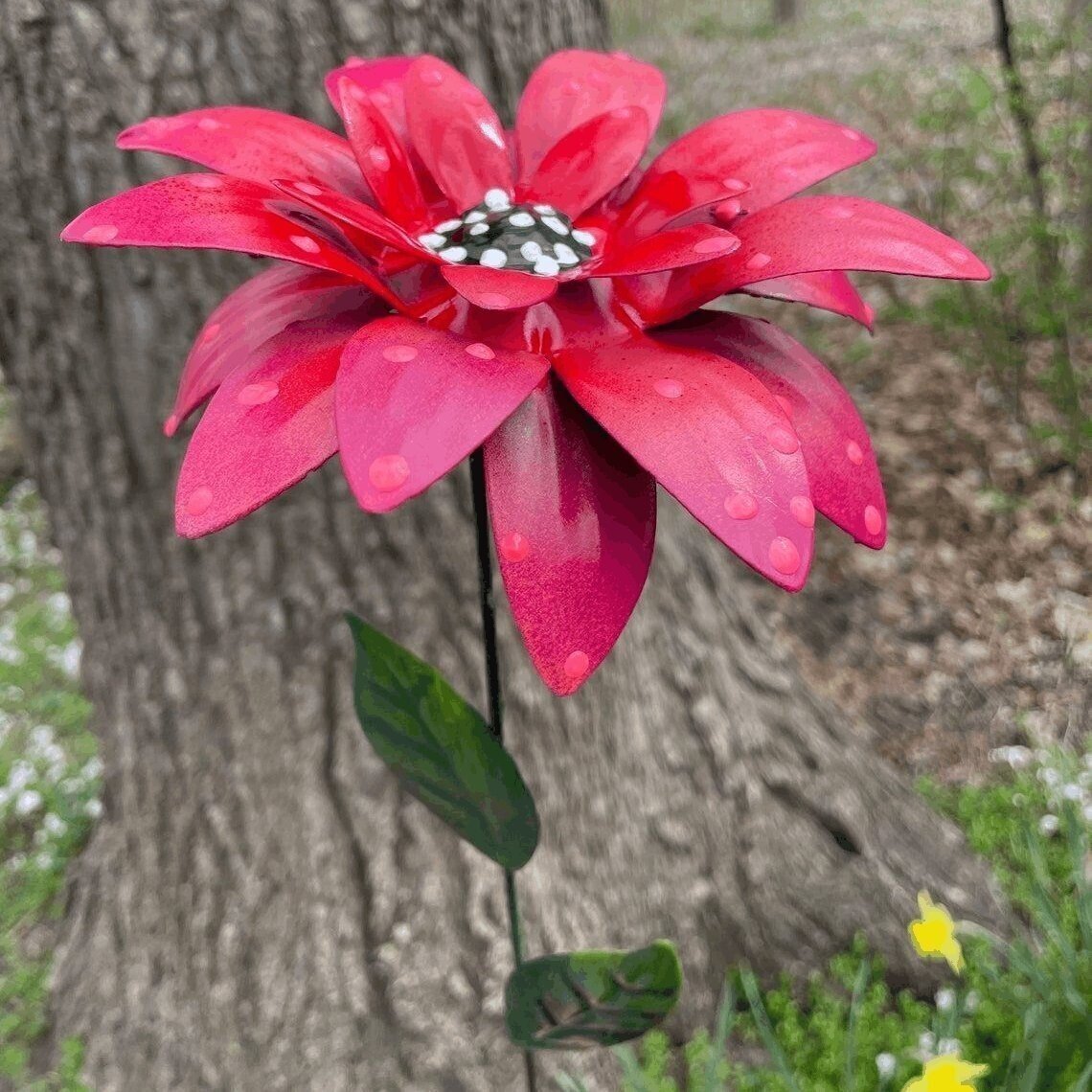 🔥SUMMER HOT SALE🔥Metal Flowers Garden Stakes