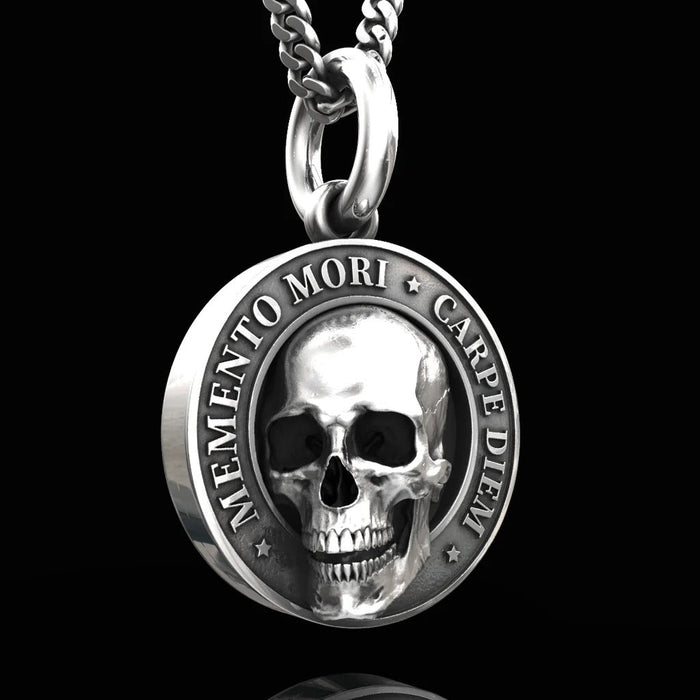 🍀 MEMENTO MORI SKULL PENDANT