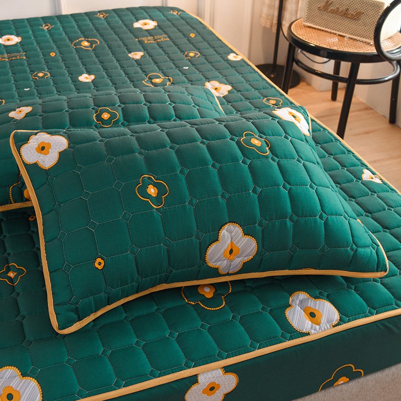 🎁Hot Sale!! 50% OFF-Sale🔥2023 Latest Breathable Silky Mattress Cover