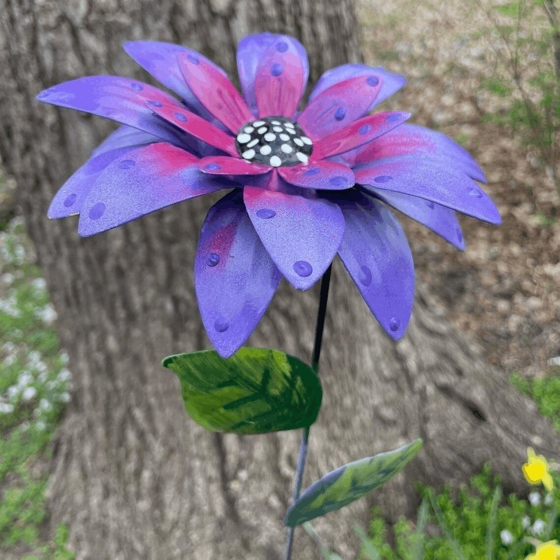🔥SUMMER HOT SALE🔥Metal Flowers Garden Stakes
