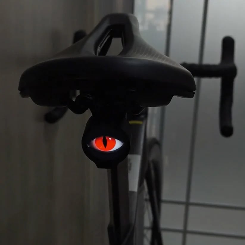 Demon eye safety light