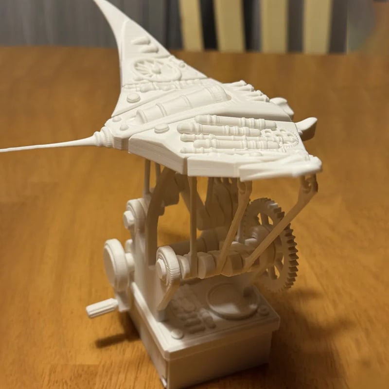 🖤 Mechanical Manta Ray-----A Moving Piece of Art for Your Desk