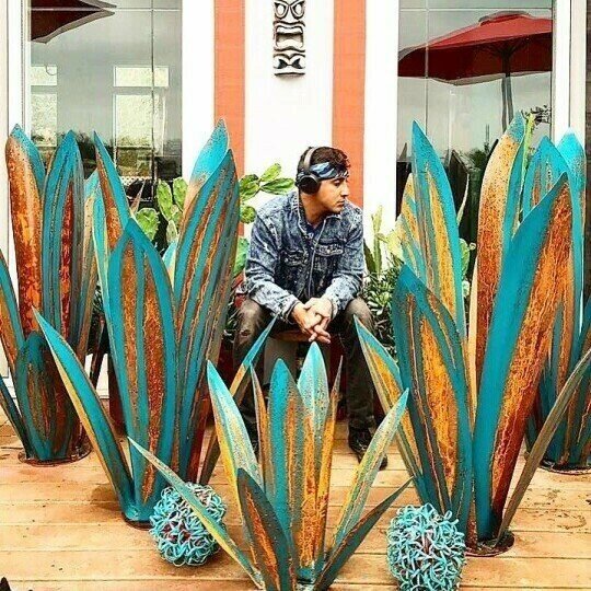 Garden solar light waterproof garden agave 🎄 hot sale