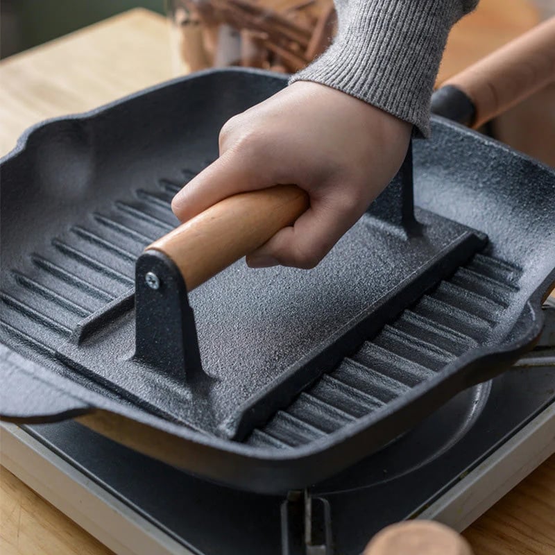 Cast Iron Steak & Burger Press with Wood Handle