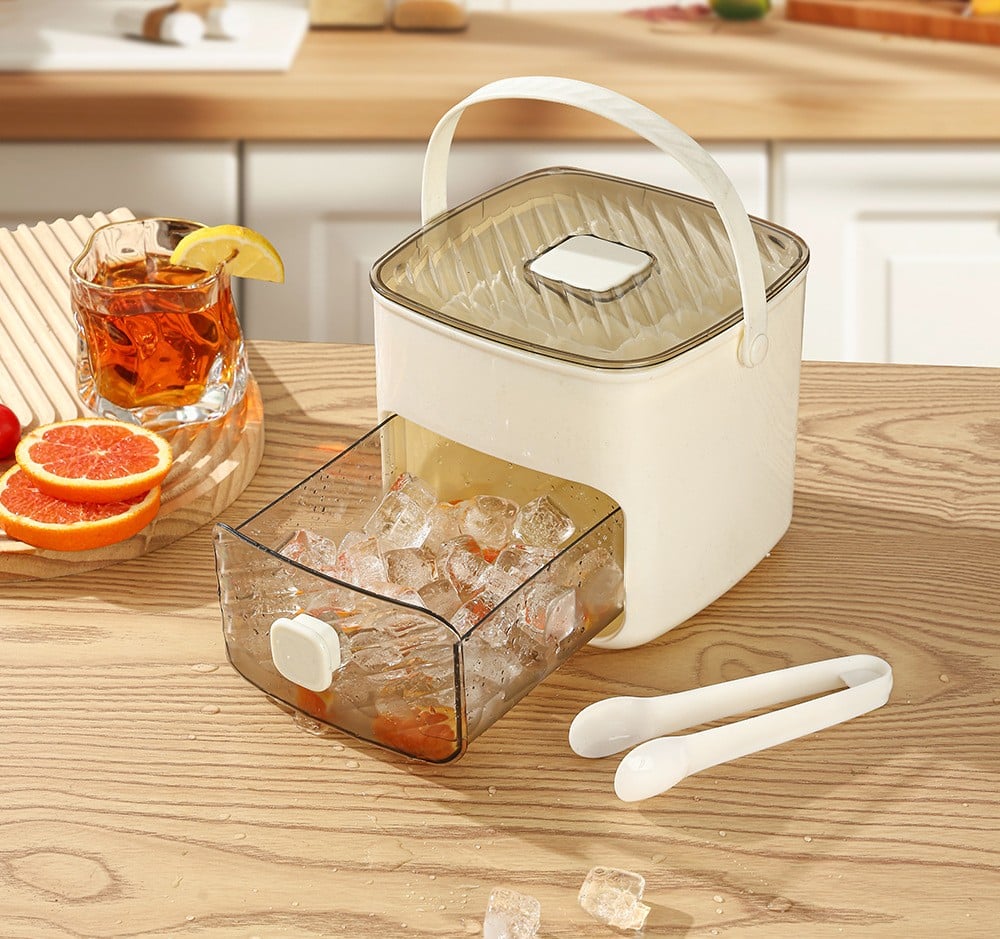 ❄️ Summer Best-Seller 🧊 ice cube tray with lid and storage bin