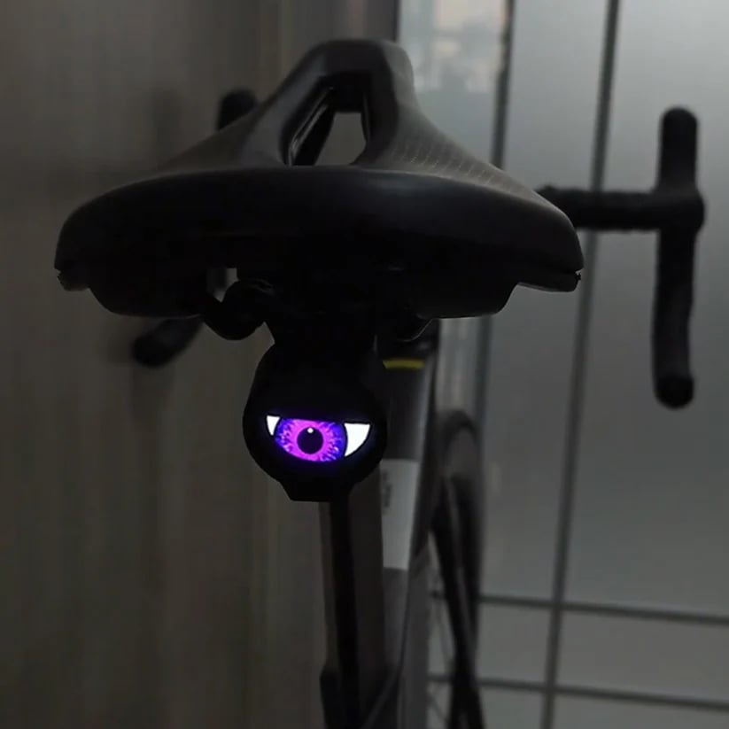Demon eye safety light