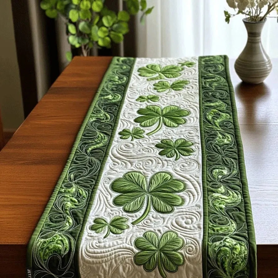 🍽️New Arrival: Quilted Table Runner with Vivid 3D Design