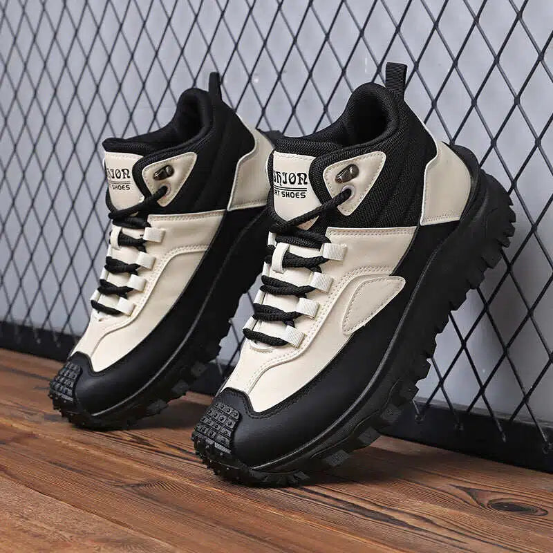 Retro Hiking Boots - Waterproof & Outdoor Friendly