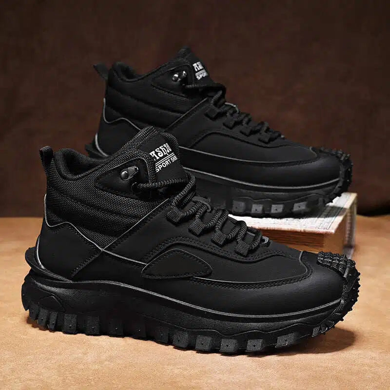 Retro Hiking Boots - Waterproof & Outdoor Friendly